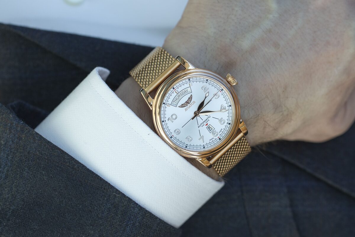 Мъжки часовник Aviator Douglas Day-Date V.3.44.2.400.5