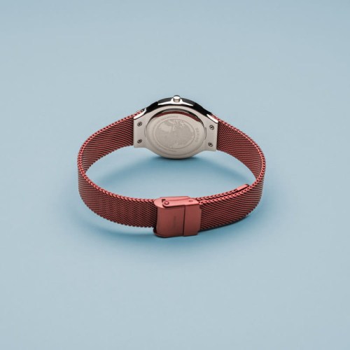 Дамски часовник Bering Classic 12131-303