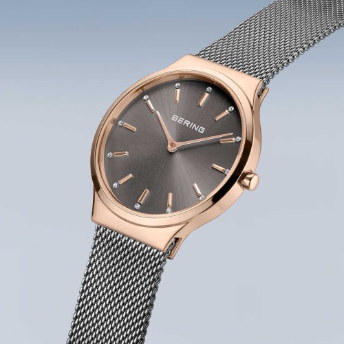 Дамски сет часовник и гривна Bering Classic 12131-369-GWP