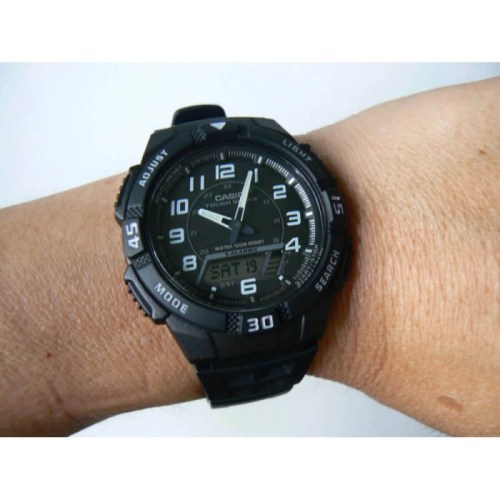 Мъжки часовник Casio AQ-S800W-1BVEF