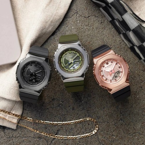 Часовник Casio G-Shock GM-S2100-3AER